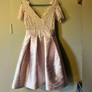 Lucy Wang sz M Fay eyelash lace bodice with taffeta skirt, short sleeve dress.